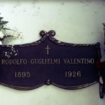 Rudolph Valentino sírköve