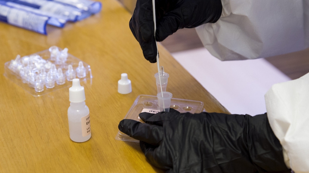 PCR-teszt sem mutatja ki az új francia vírusmutánst