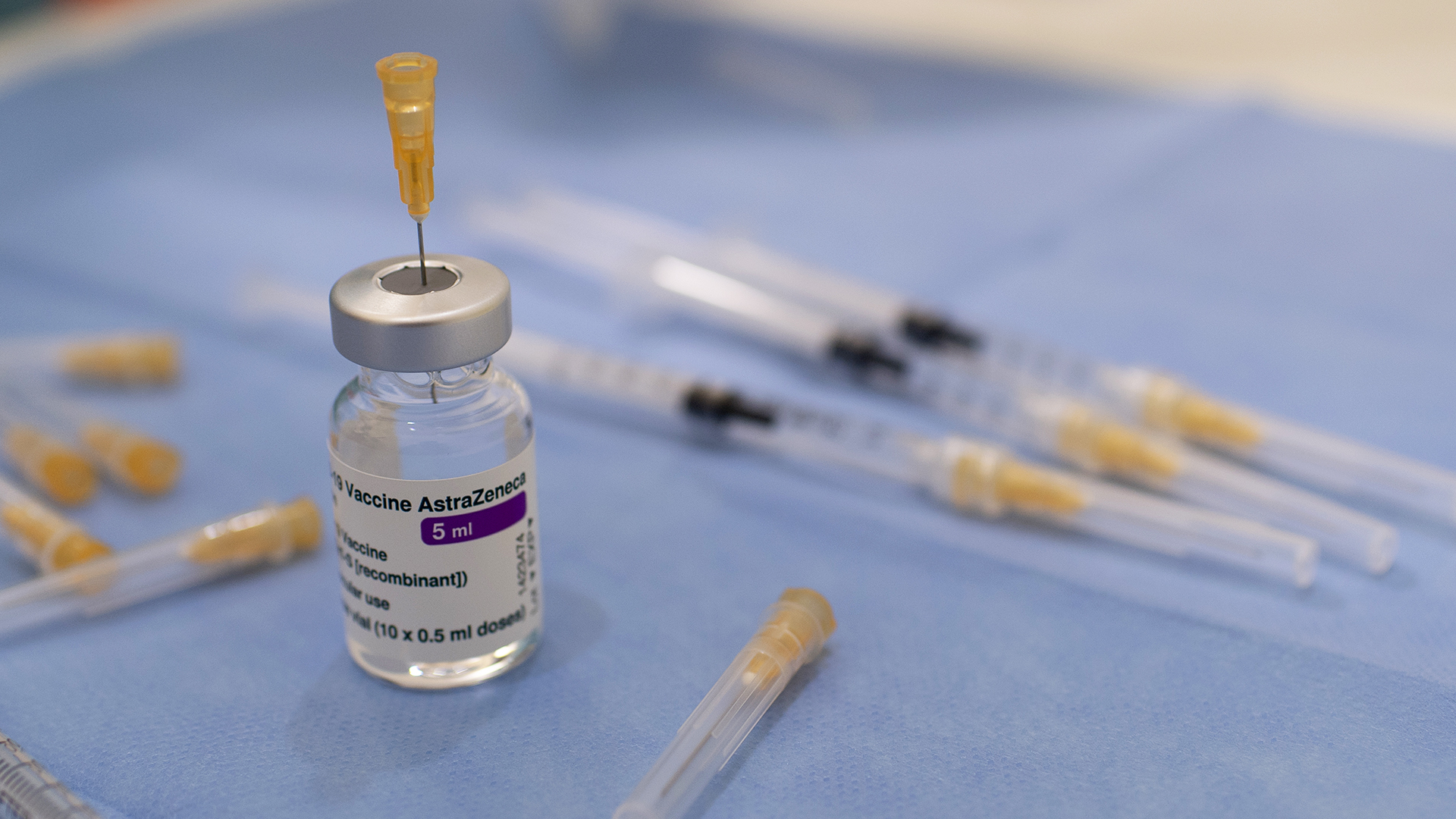 Mennyire komoly az AstraZeneca vakcina kockázata?