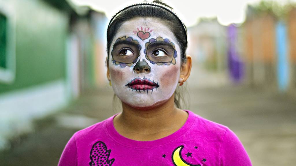 mexikói kislány halottak napja