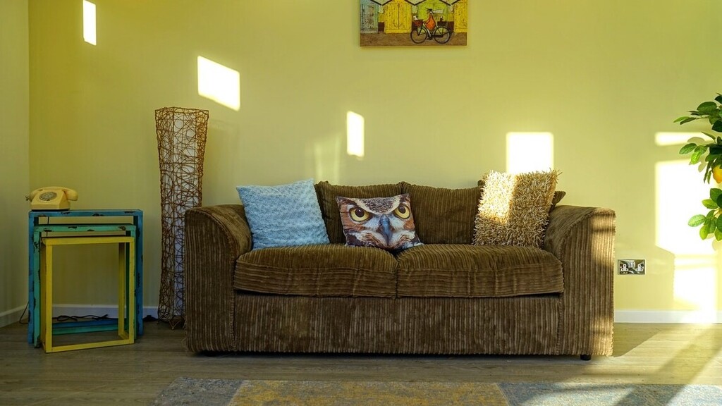 Egy kanapé hatalmas pusztítást tud végezni (Illusztráció: Pexels.com)