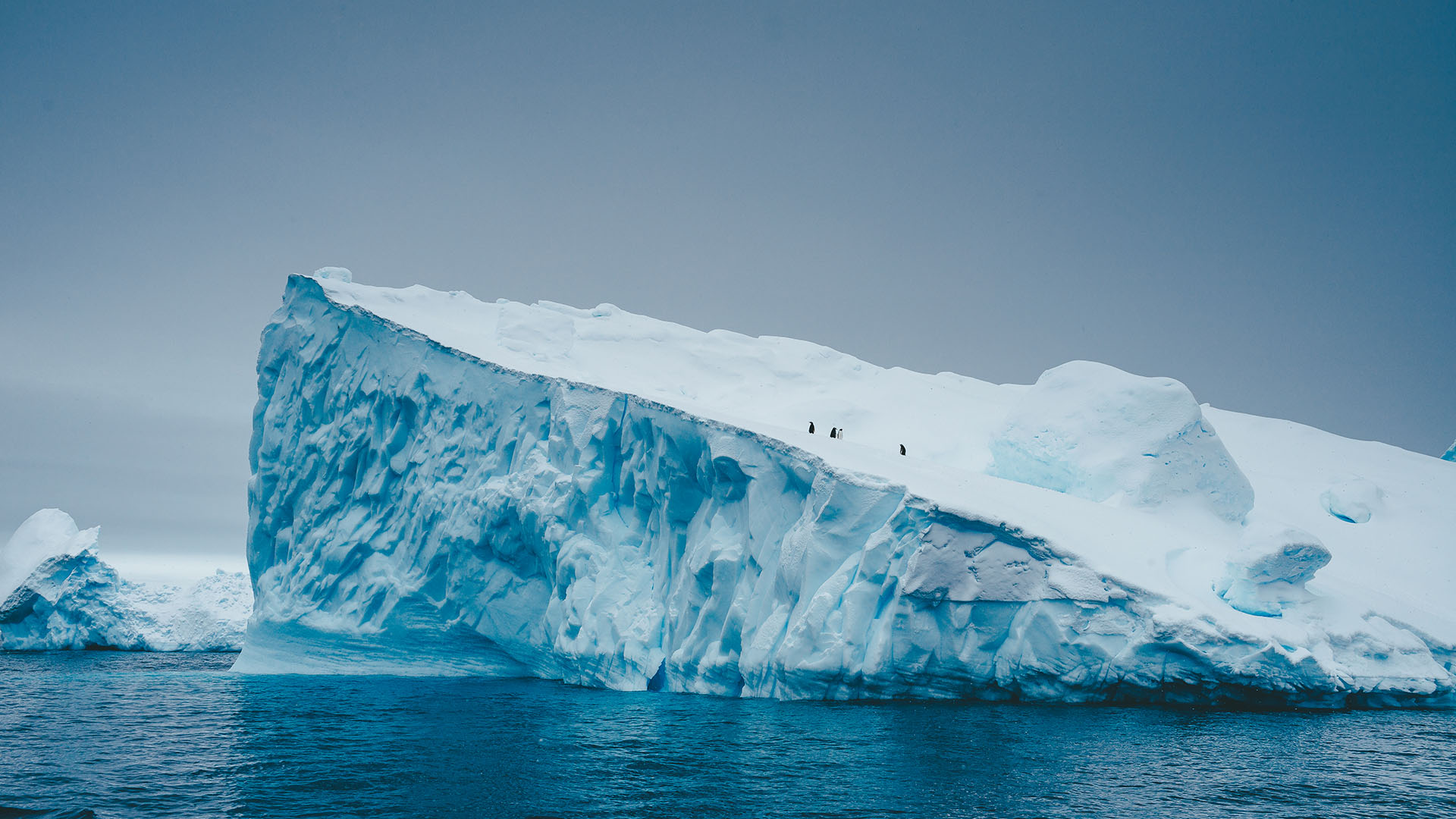 A világ legnagyobb jéghegye szakadt le az Antarktiszról