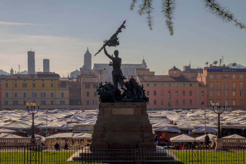 Bologna piac