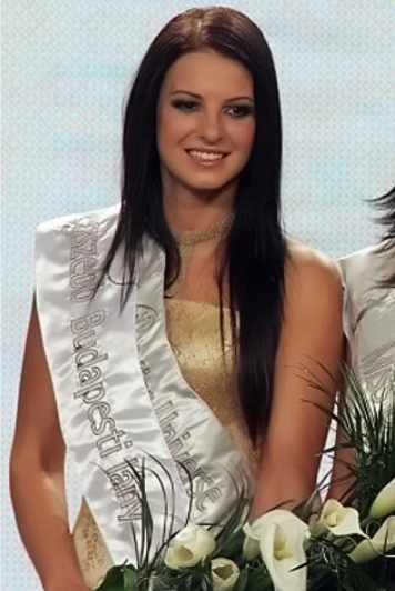Sarka Kata Miss Universe 2. helyezett