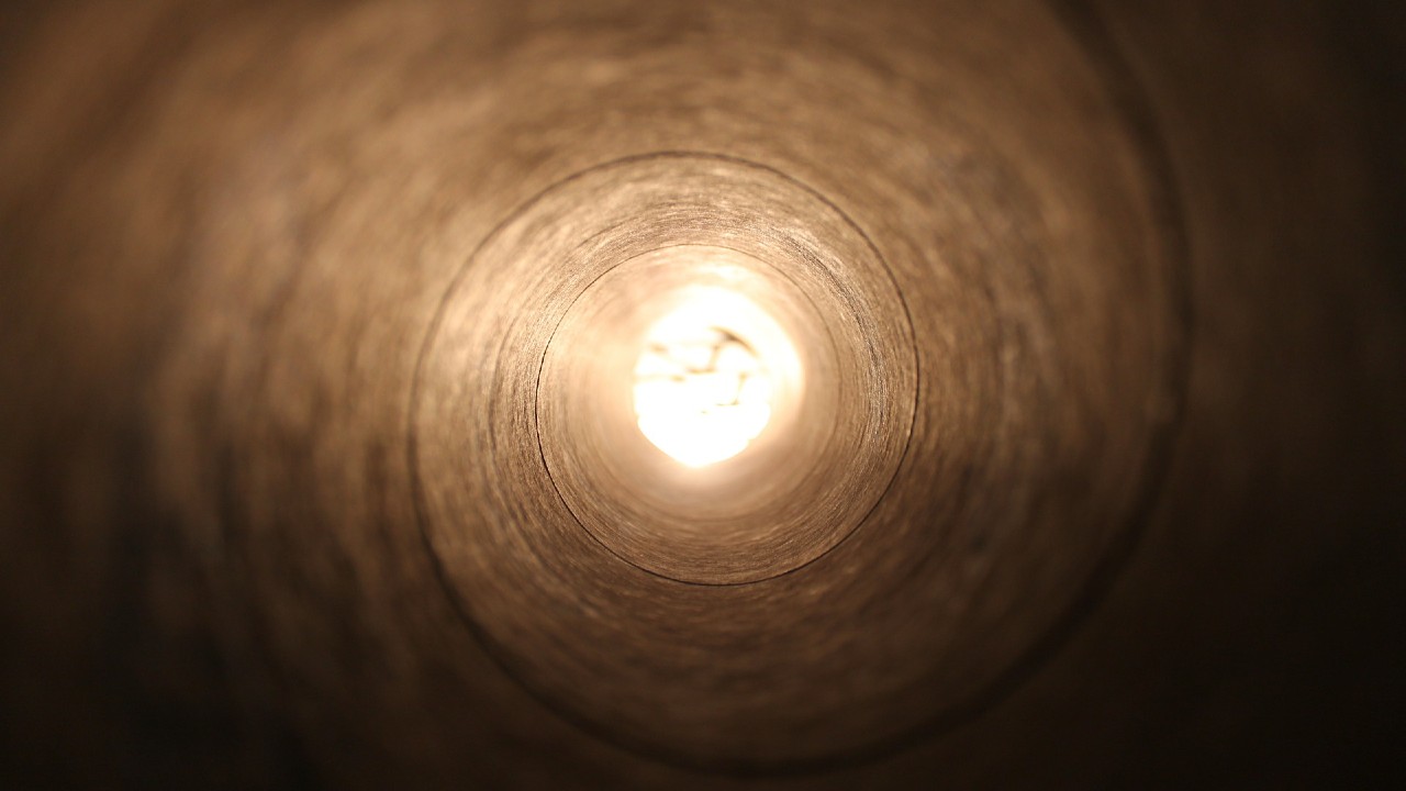 Fény az alagút végén (fotó: Pixabay)