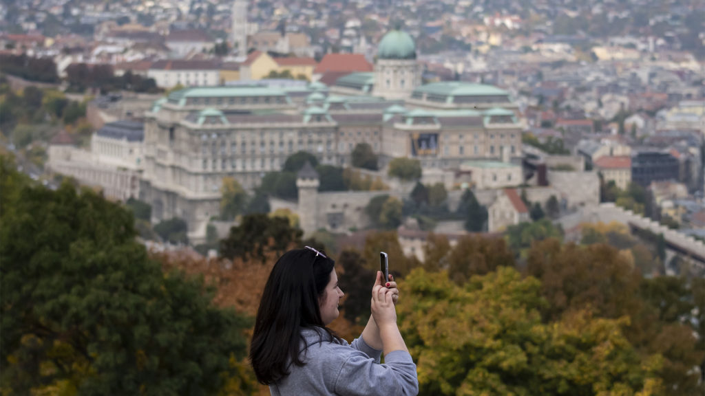 Kampánnyal pörgetnék fel a budapesti turizmust