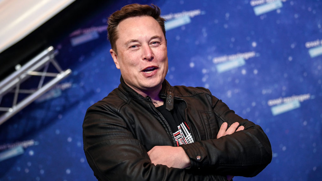 Beleállt Elon Muskba az Anonymous hacker-kollektíva