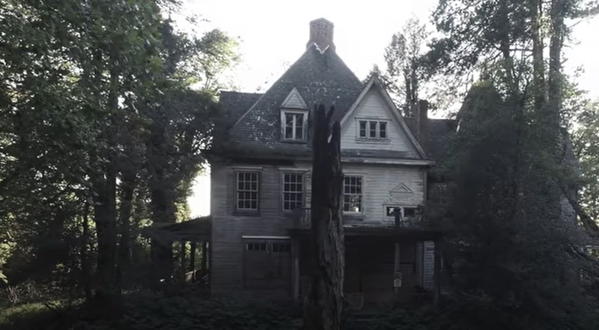 Winderbourne Mansion - a tragikus történetű villa népszerű az elhagyatott házakat fotózók körében. 