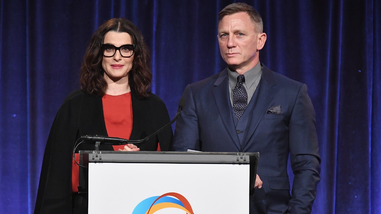 Daniel Craig és Rachel Weisz egy 2018-as sajtóeseményen (fotó: Dimitrios Kambouris/Getty Images)