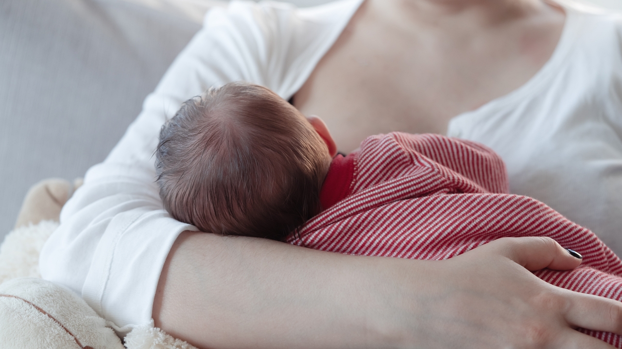 A beoltott nők anyateje védi a babát a koronavírustól