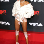 Winnie Harlow modell így sétált be az MTV VMA 2021-es díjátadójára