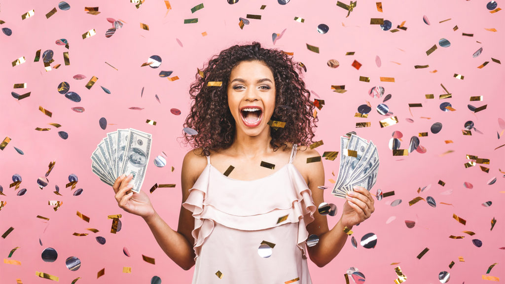 Rengeteg pénzt nyert az ajándék lottóval egy nő
