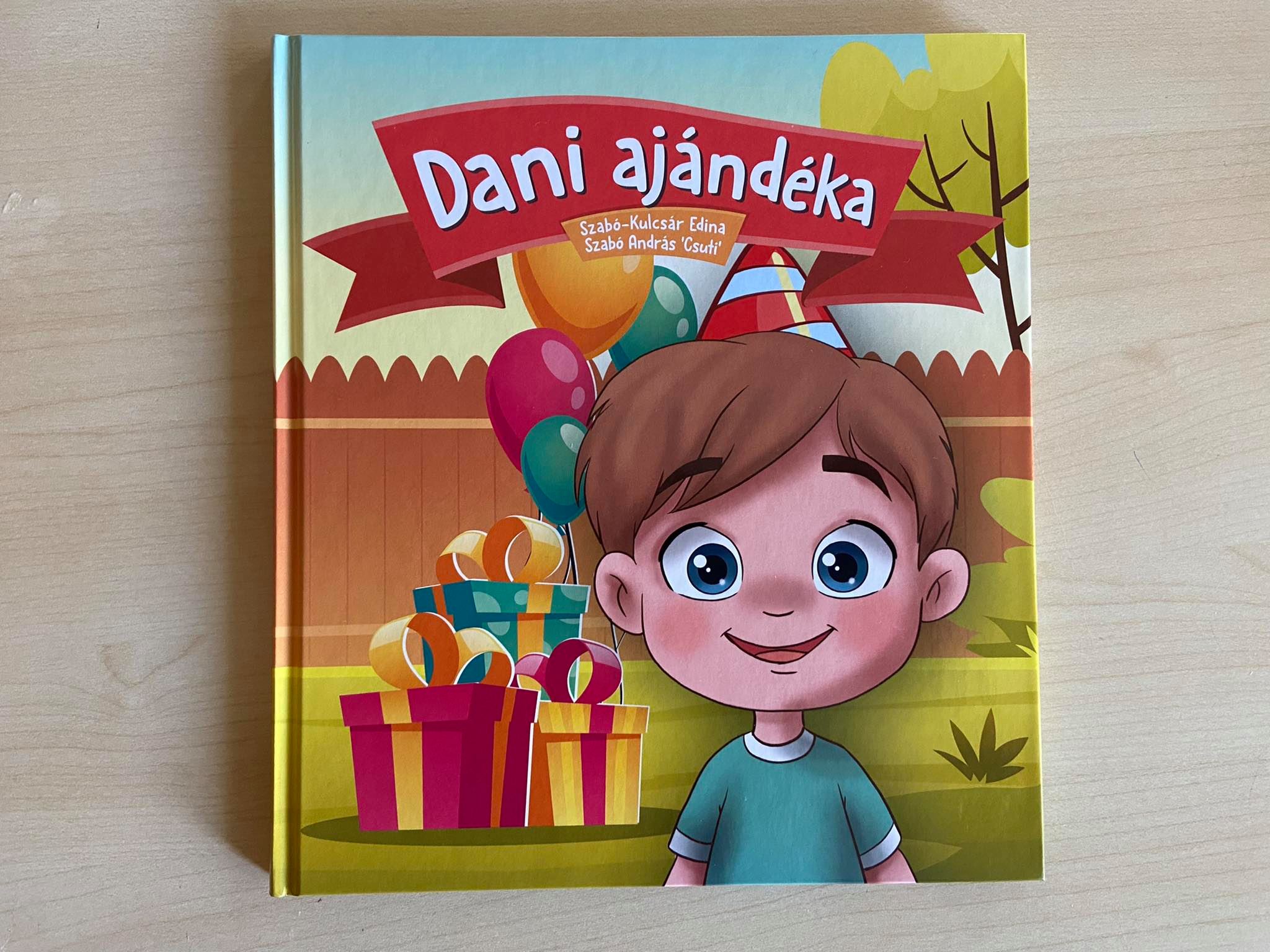 dani ajándéka mesekönyv