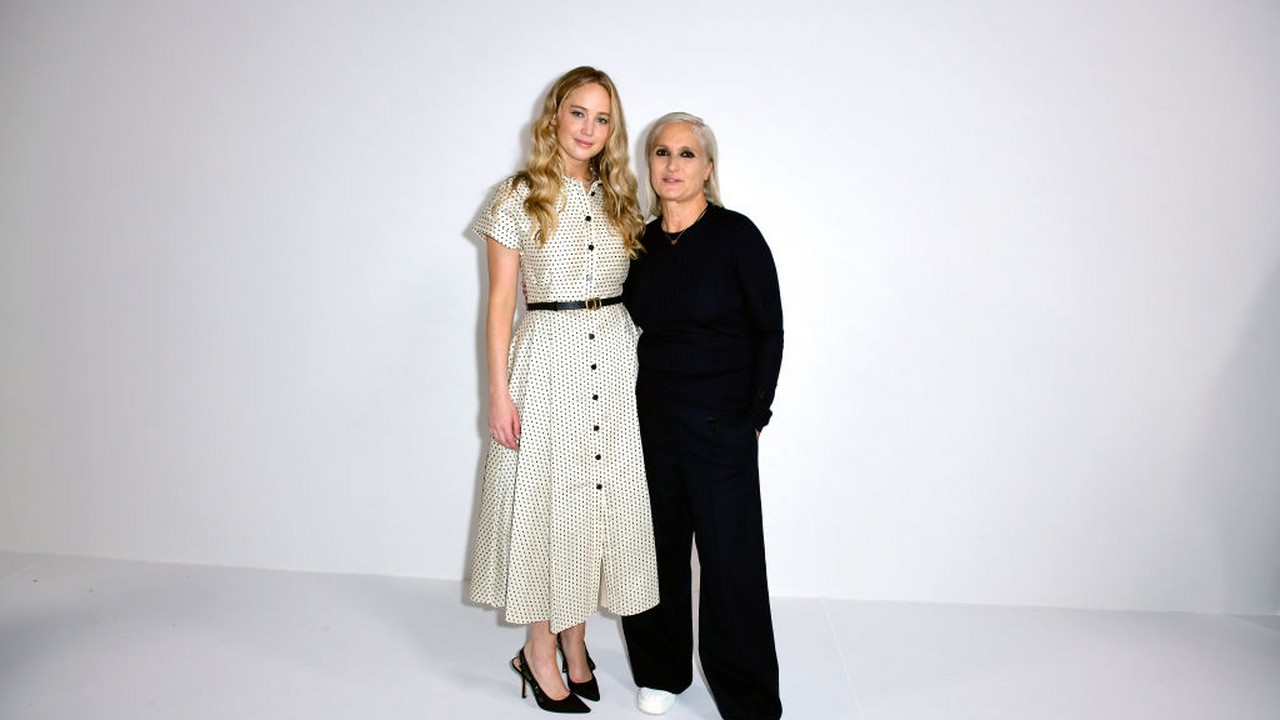 Jennifer Lawrence a Dior bemutatóján 2021-ben