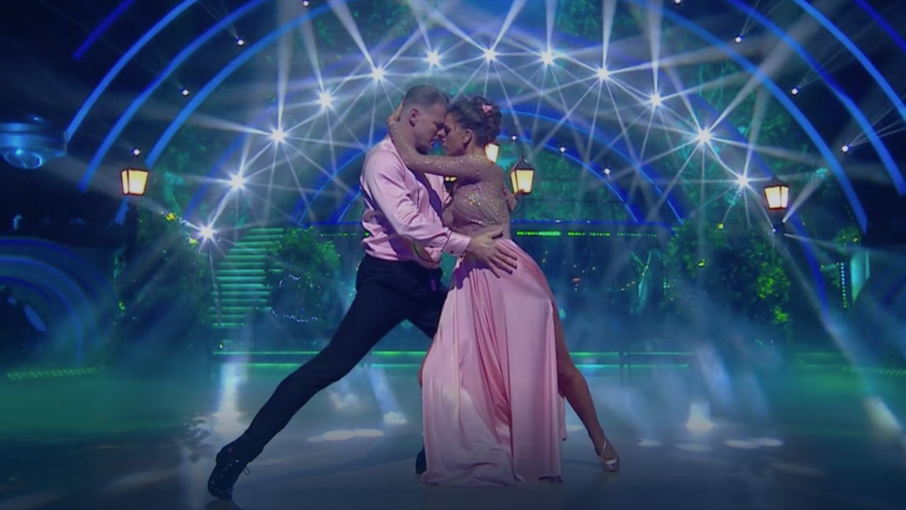 Kamarás Iván lehúzott sliccel táncolt a Dancing with the Starsban