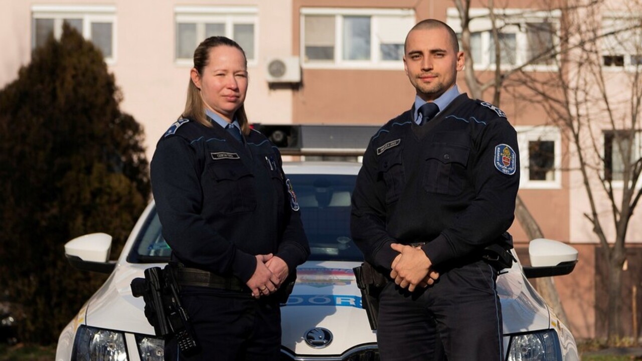 Csortán Tímea r. őrmester és Onder Béla r. főtörzsőrmester (Fotó: police.hu)