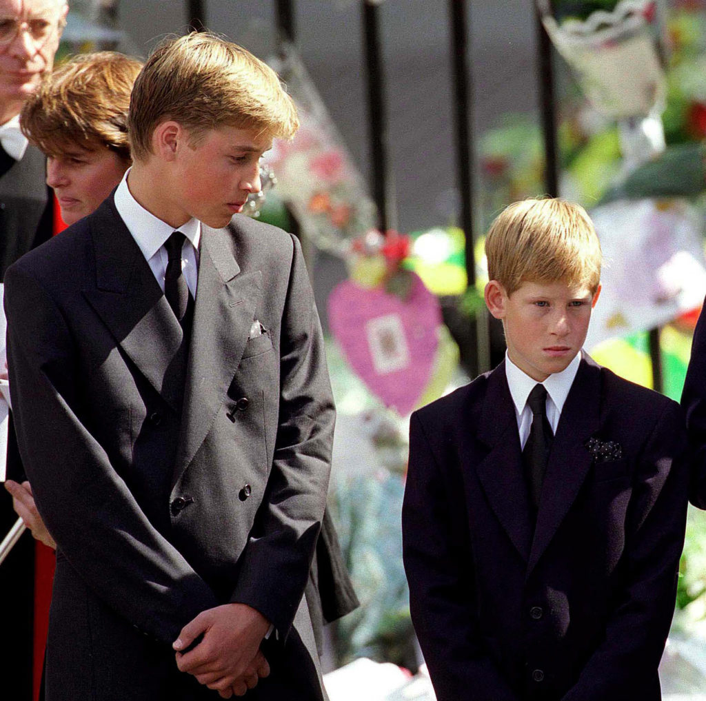 királyi család brit királyi család Vilmos herceg Diana hercegné Harry herceg