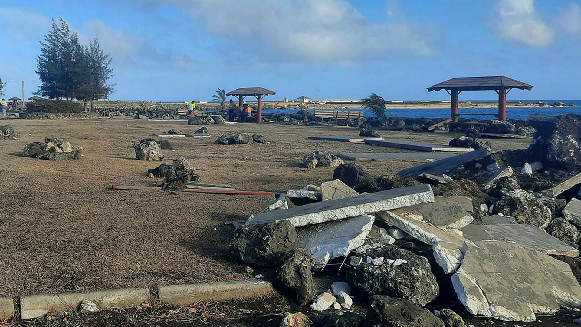 A tongai cunami pusztítása