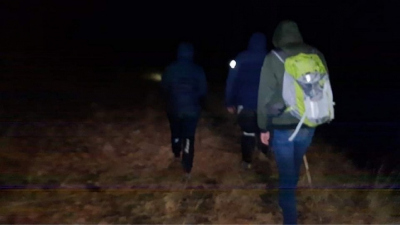 Eltévedt túrázókat mentettek ki a rendőrök Dobogókőnél