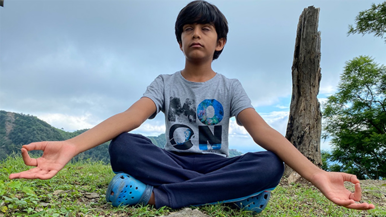 9 éves jógaoktató