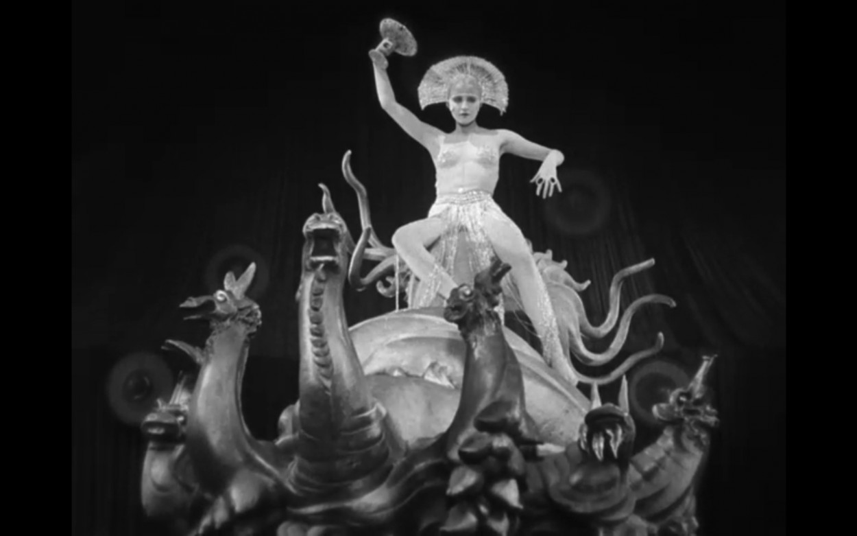A Babiloni Szajha Fritz Lang Metropolisában (forrás: Youtube)