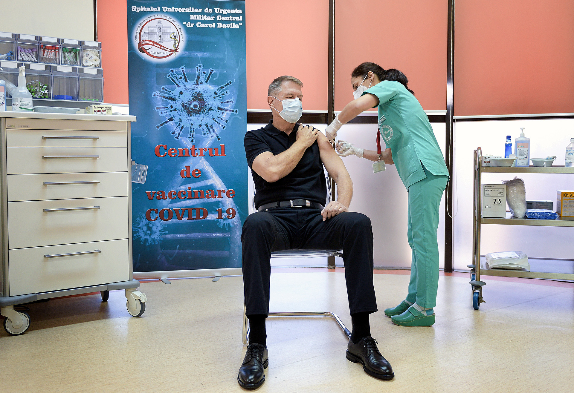 Koronavírus elleni védőoltás Romániában