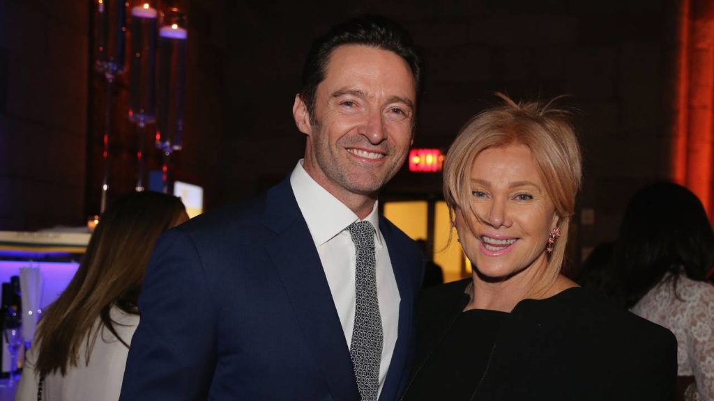 Hugh Jackman felesége tagadja, hogy szívtipró férje meleg lenne