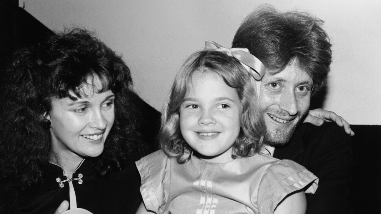 Drew Barrymore a szüleivel