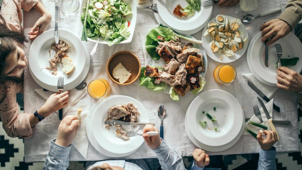 3 gyors, ízbomba saláta a húsvéti asztalra