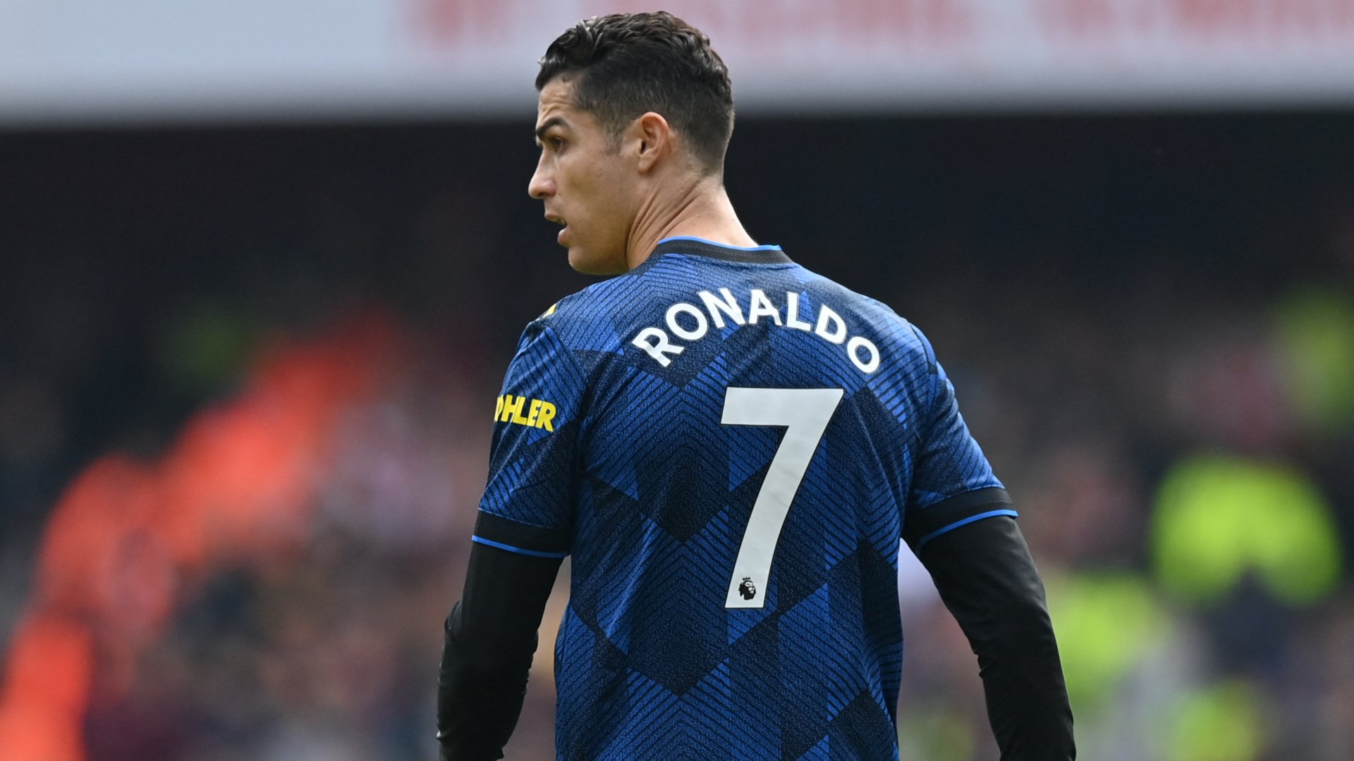 A Manchester United portugál támadója, Cristiano Ronaldo az Arsenal és a Manchester United angol Premier League labdarúgó-mérkőzésén a londoni Emirates Stadionban 2022. április 23-án.