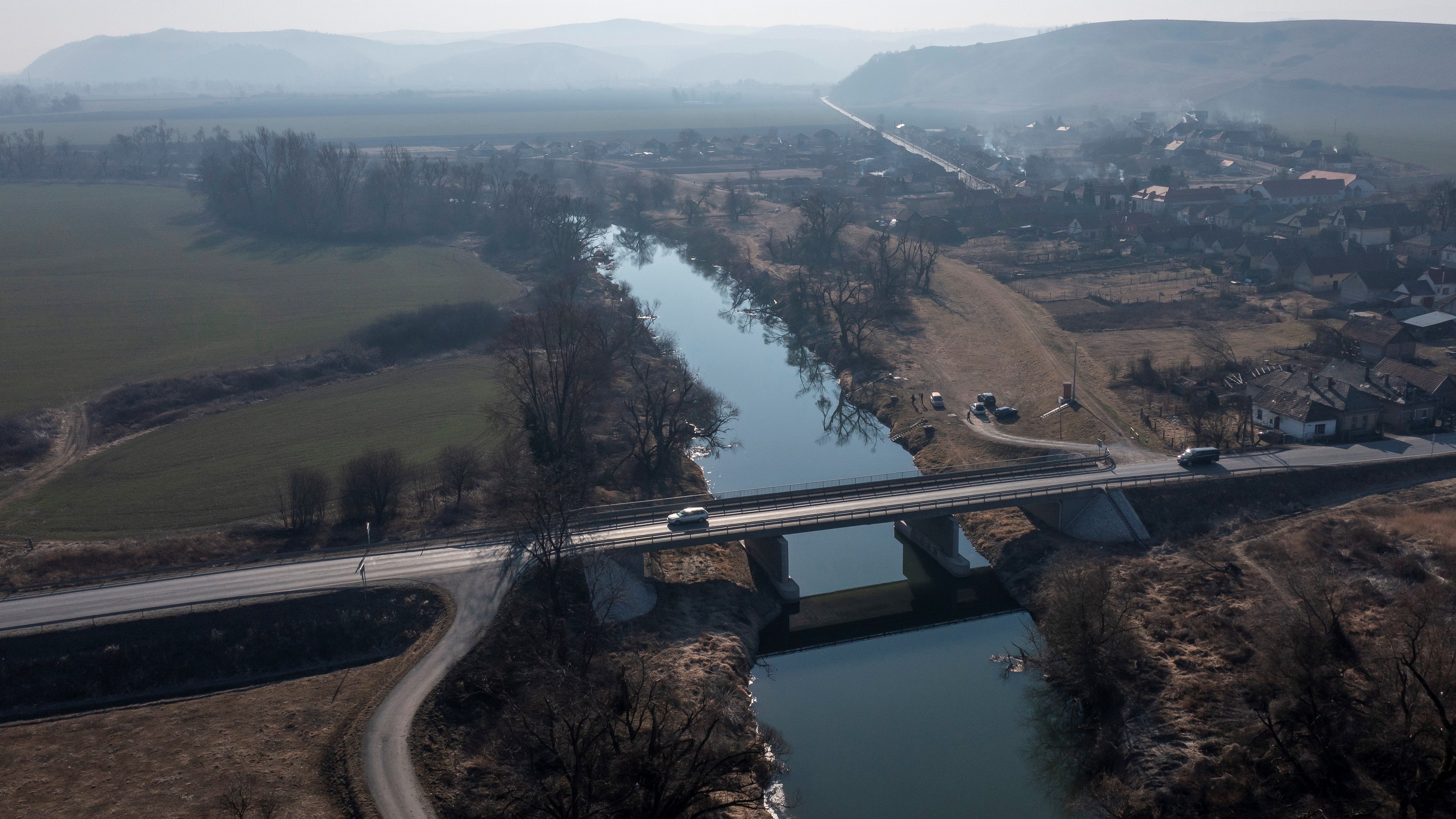 A Sajó folyó Sajópüspökinél, a magyar-szlovák határ közelében