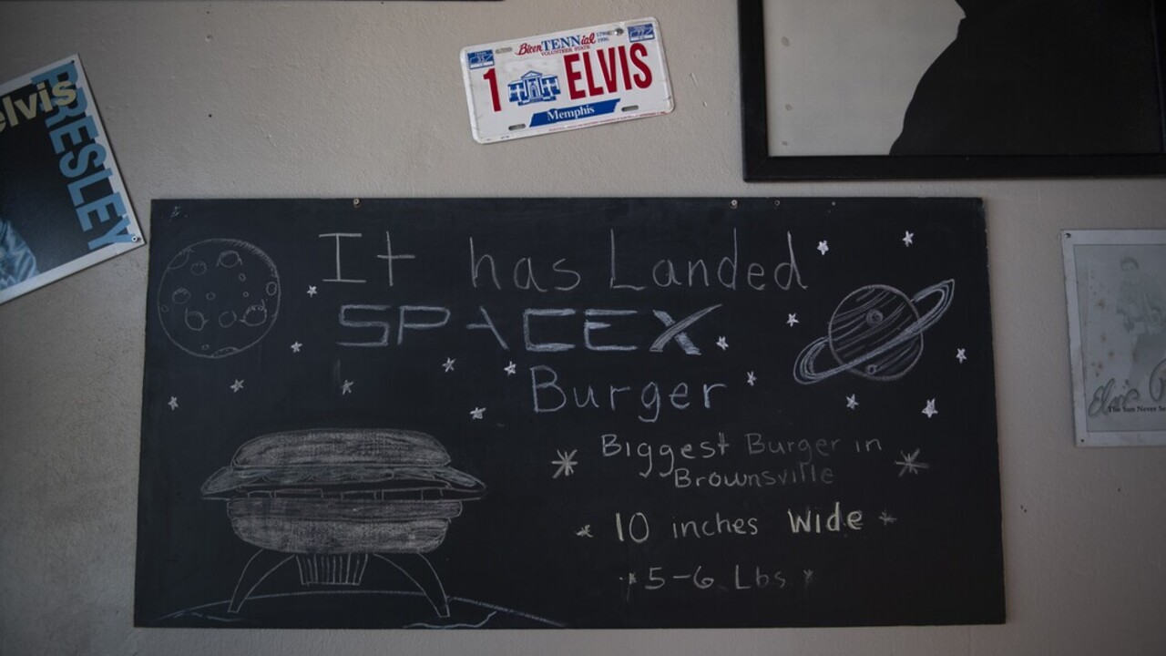 Egy texasi étteremben már SpaceX hamburgerről ábrándoznak (Fotó: Getty Images)