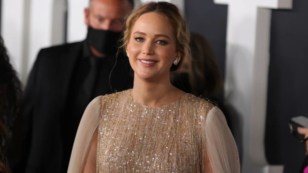 A vécén ülve adott interjút Jennifer Lawrence