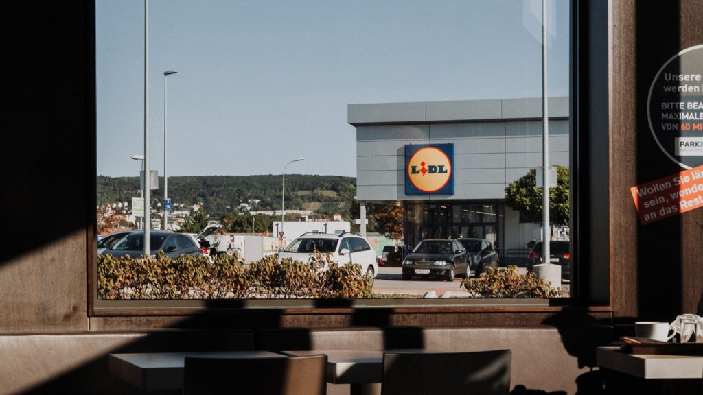 Biztonsági őr vert meg egy férfit a Lidlben, mert azt hitte lopott