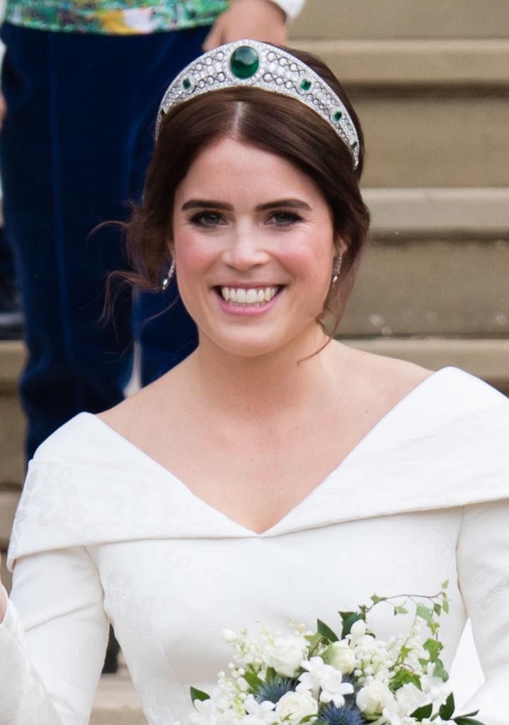 Eugénia hercegnő az esküvőjén a Greville smaragd Kokoshnik tiarában