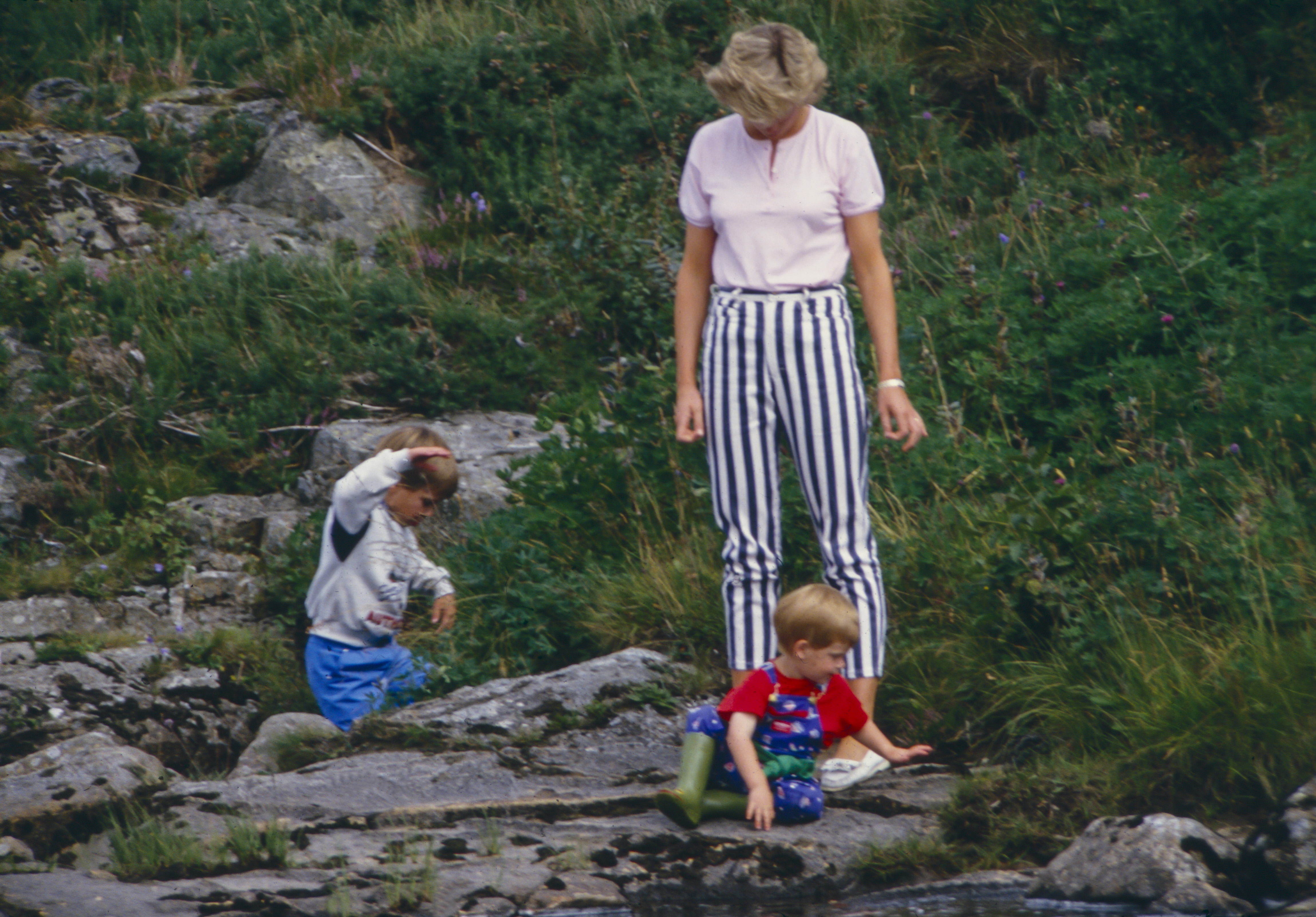 Diana és a gyermekei Skóciában