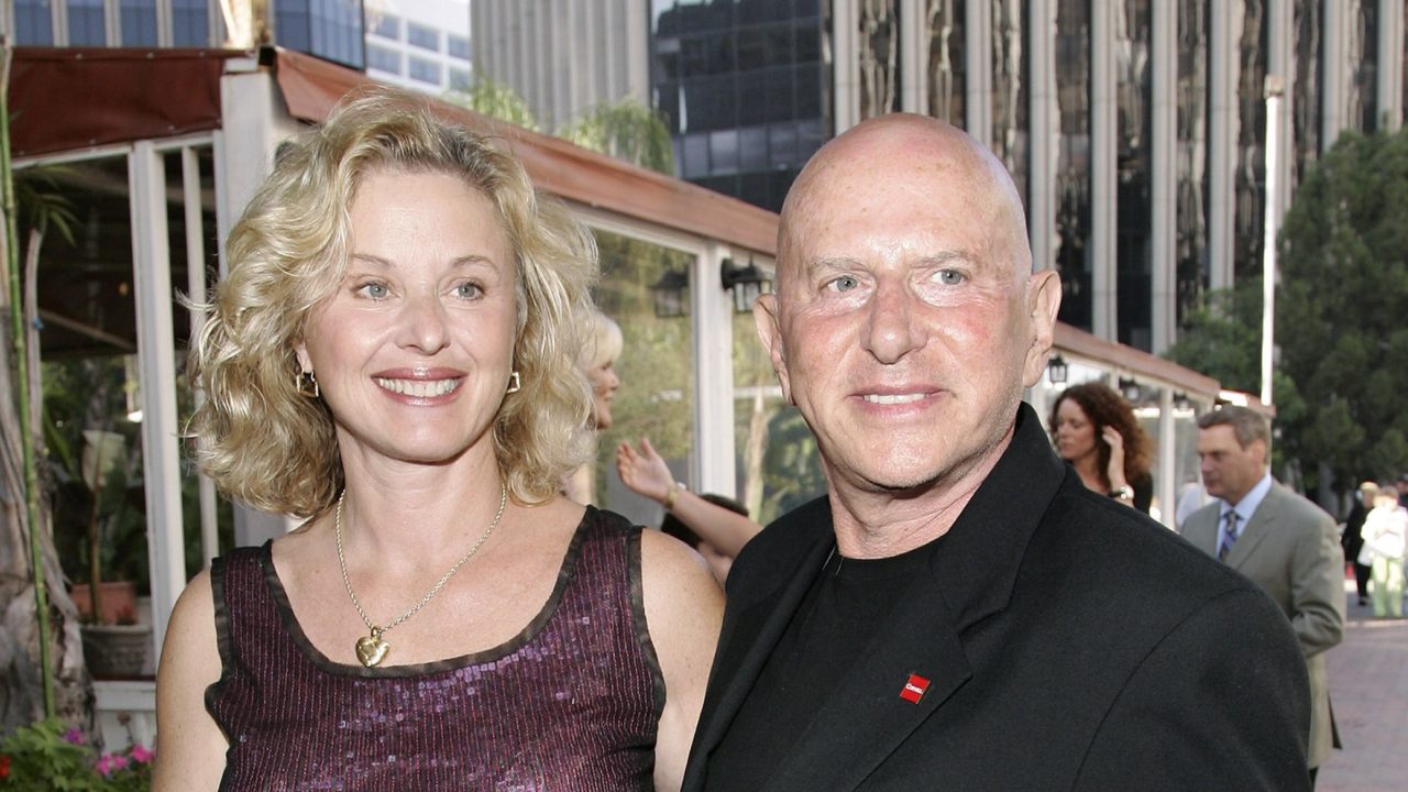 Mark Fleischman és felesége, Mimi 2006-ban a Los Angeles-i The Century Club előtt. (Fotó: Getty Images)