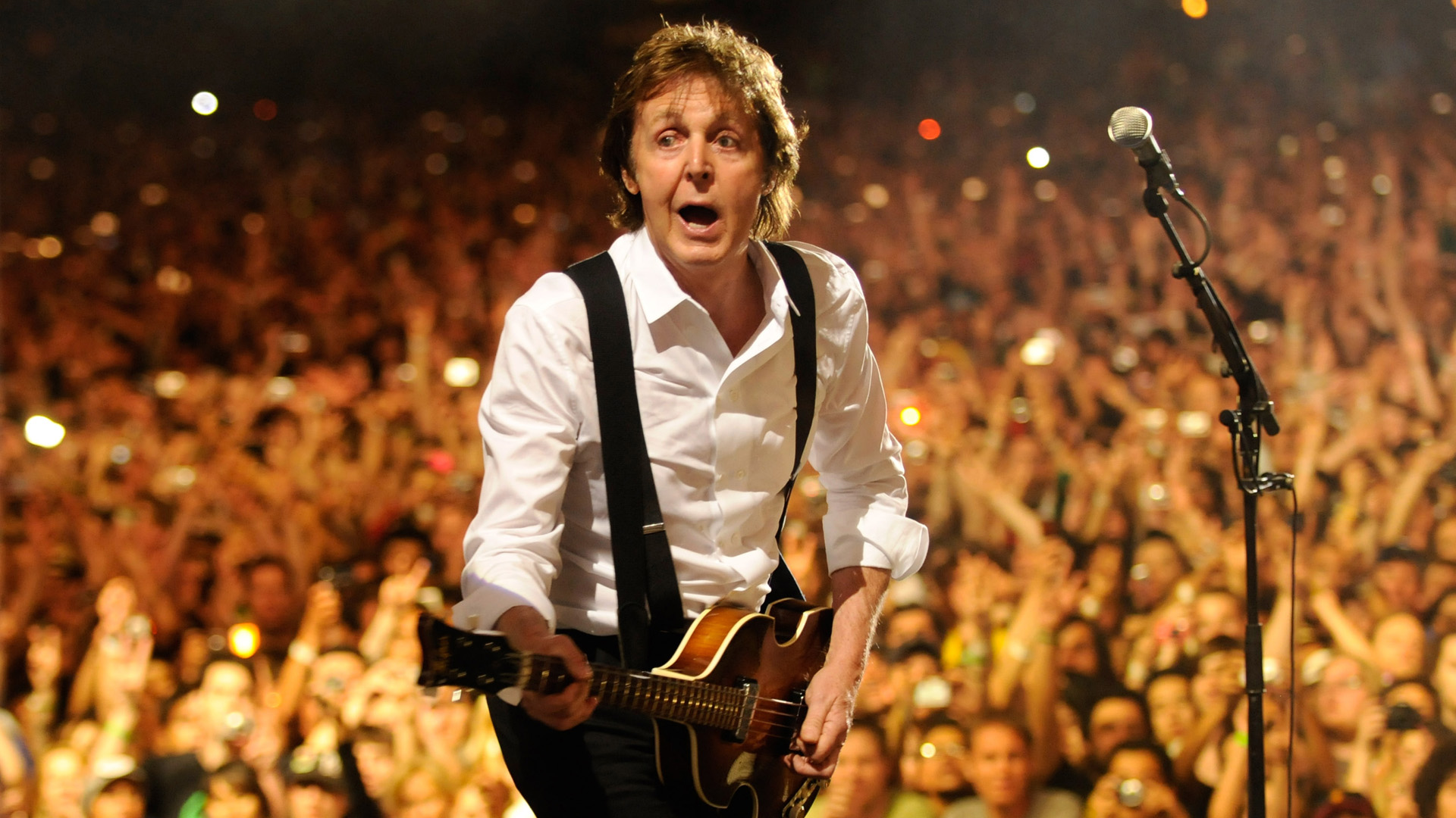Paul McCartney the beatles John Lennon