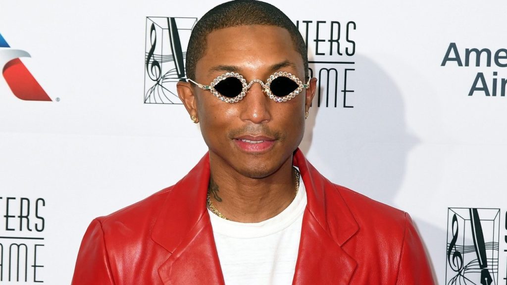 Pharrell Williams annyira happy, hogy kifizette egy csomó tanuló diákhitelét