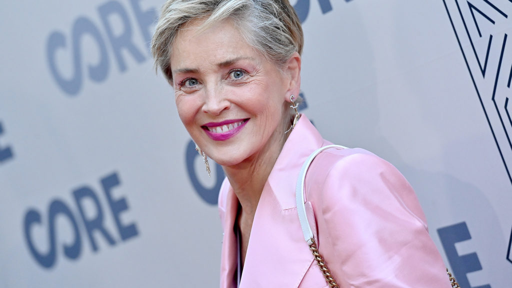 Kilencszer vetélt el Sharon Stone, mire örökbe fogadott