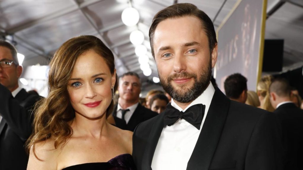 Nyolc év után válik férjétől a Szívek szállodája Rory-ja, Alexis Bledel