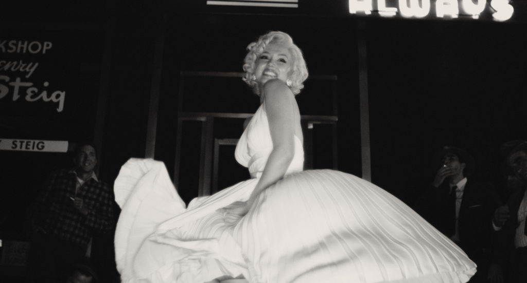 Ana de Armas mint Marilyn Monroe a Blonde c. filmben
