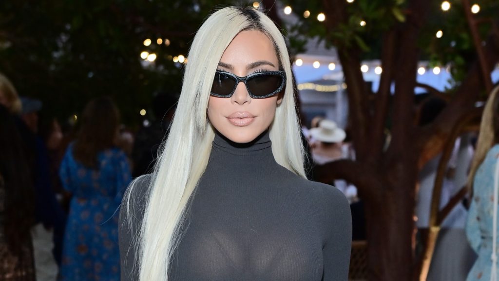 Kim Kardashian megint manipulálta a saját fotóját