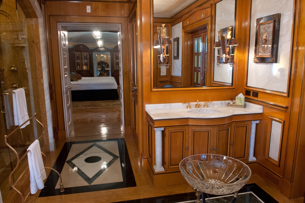 Fürdőszoba Gianni Versace egykori villájában