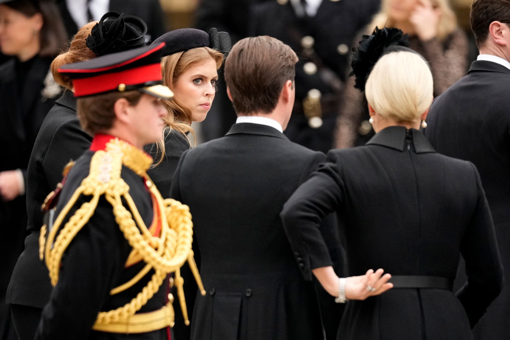 Beatrix hercegnő II. Erzsébet temetésén