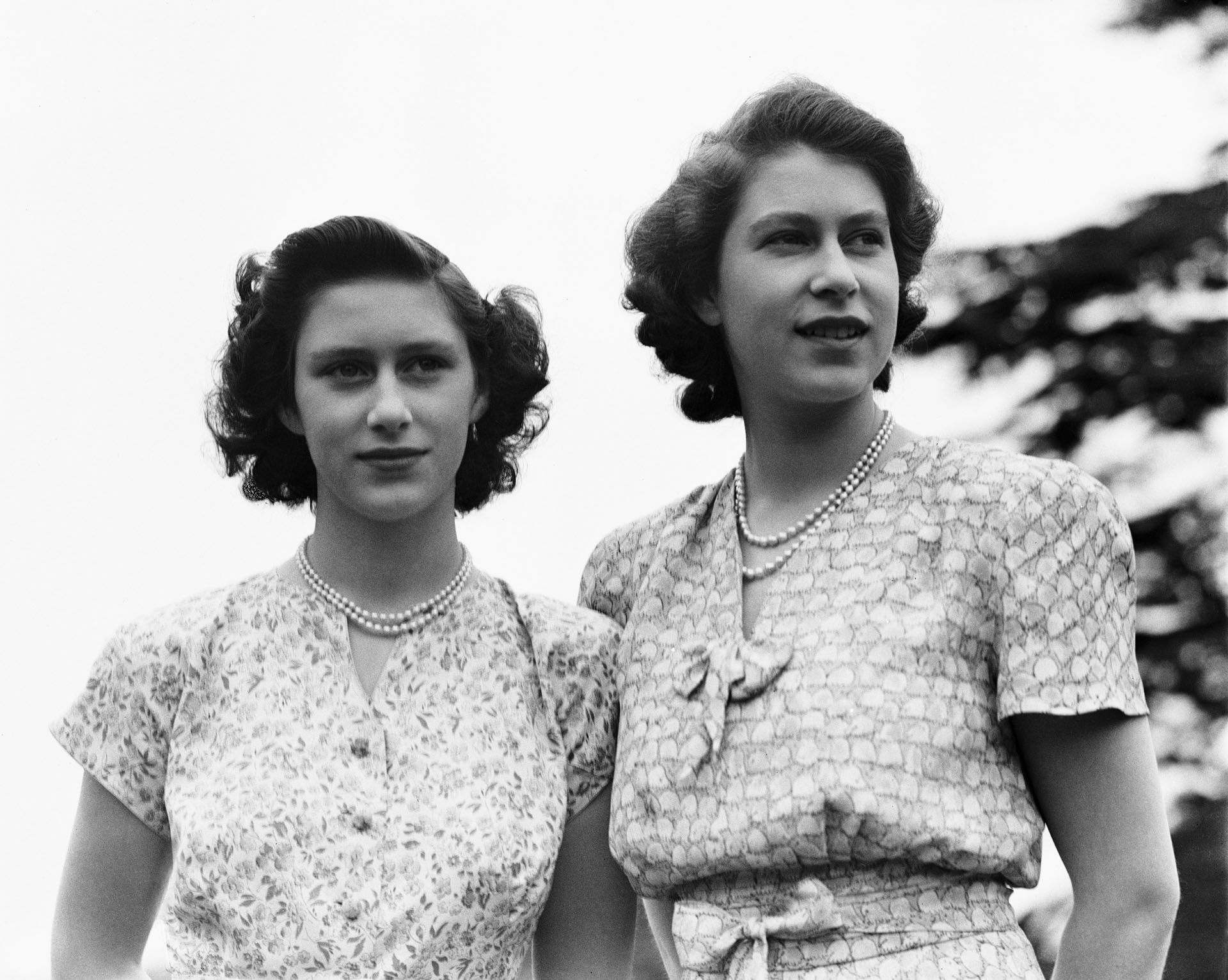 Princess Elizabeth and her sister Princess Margaret (1930 - 2002) at the Royal Lodge, Windsor, UK, 8th July 1946. (Photo by Lisa Sheridan/Hulton Archive/Getty Images)