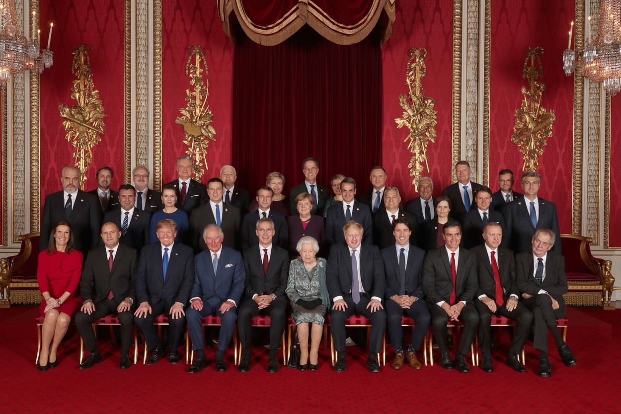 II. Erzsébet és a NATO tagország vezetői 2019-ben