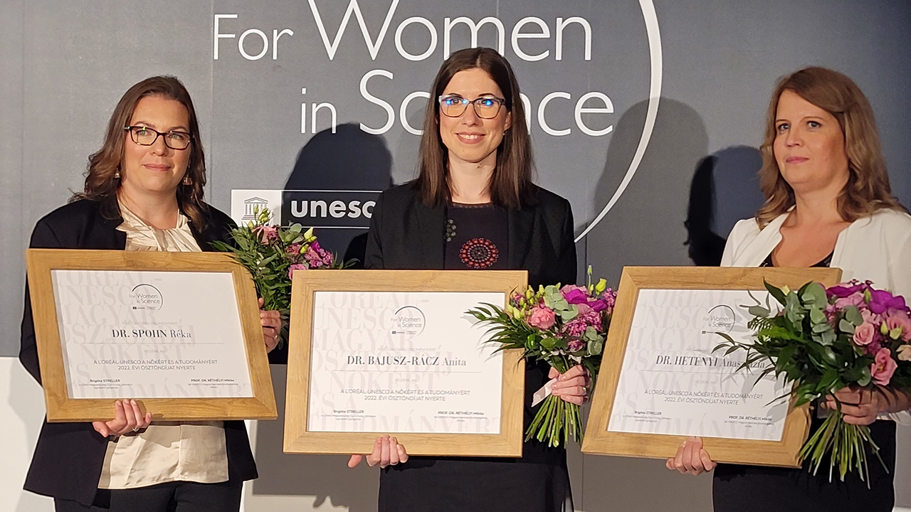 Dr. Spohn Réka, Dr. Bajusz-Rácz Anita és Dr. Hetényi Anasztázia, a L’Oréal - UNESCO A Nőkért és a Tudományért díj 2022-es díjazottai