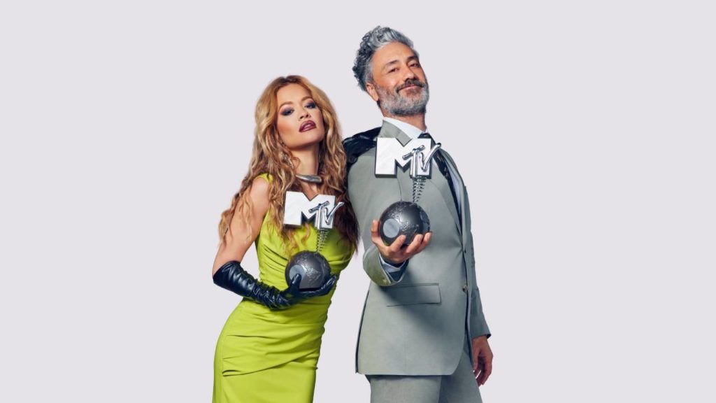 Taika Waitit és Rita Ora vezeti az MTV EMA gálát