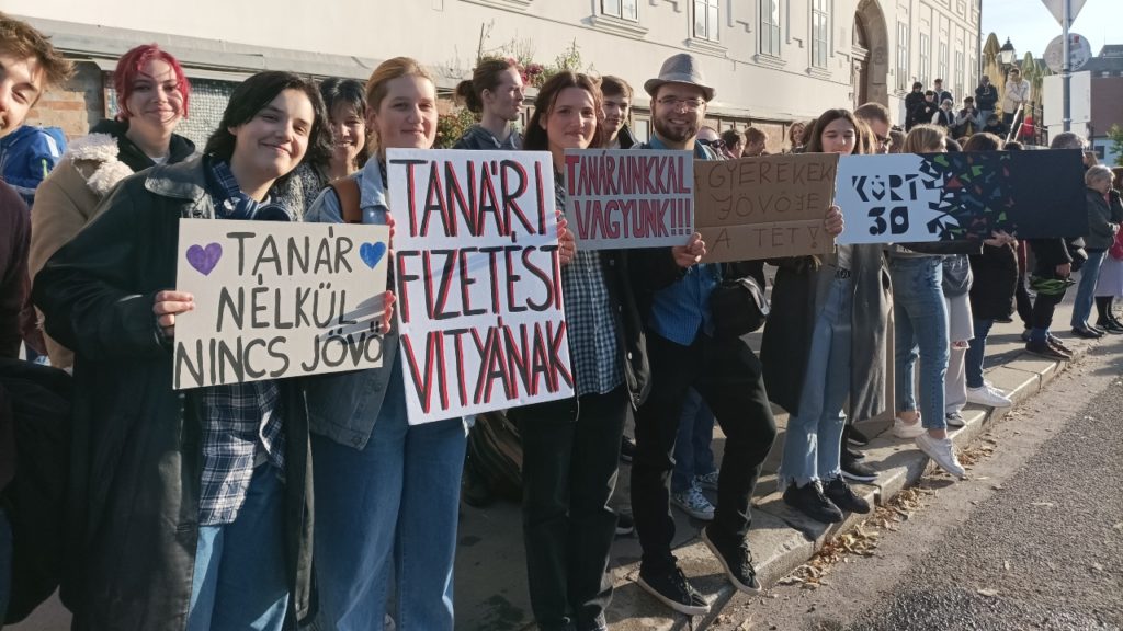 A tanári hivatástudat nem fizeti ki a számlákat!